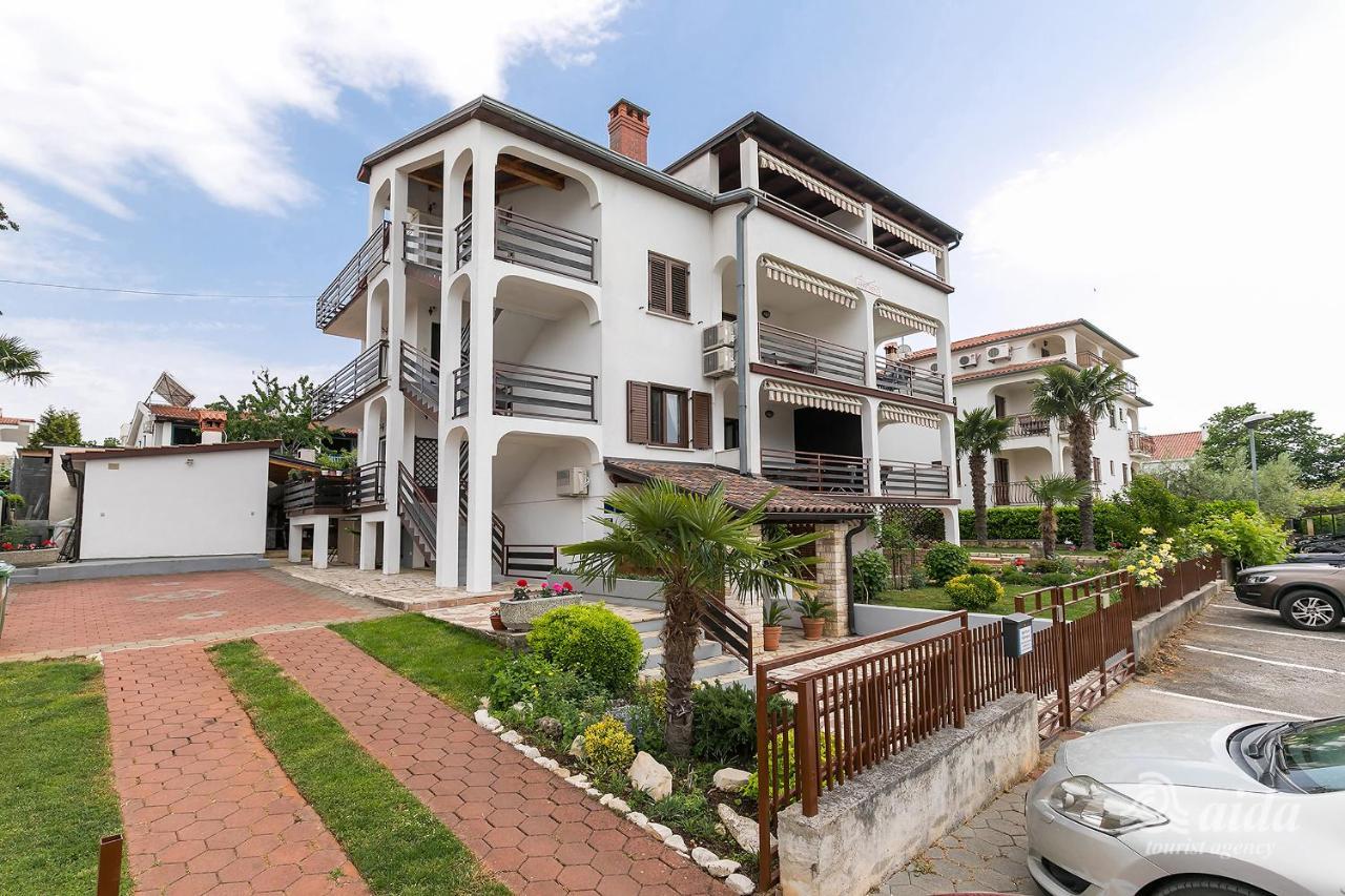 Spada Premium Apartments Пореч Екстер'єр фото